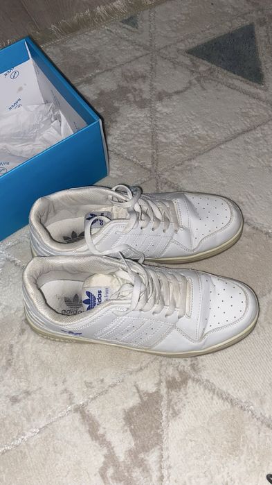 Adidas Forum 84 кроссовки