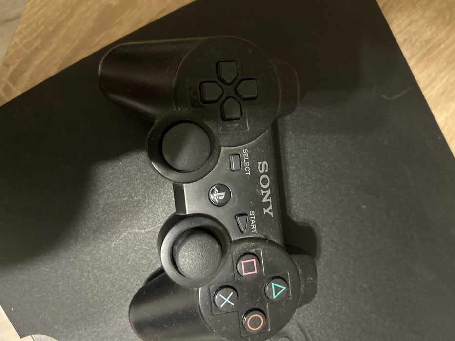 PS3 modat HEN / 2 manete + 96 jocuri