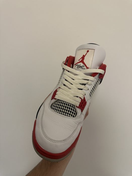 Jordan retro 4 fire red 2020