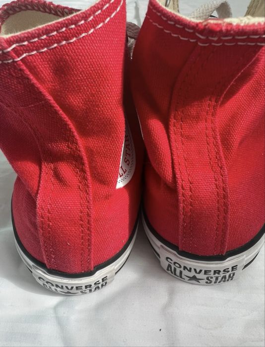 Adidasi Converse marimea 35