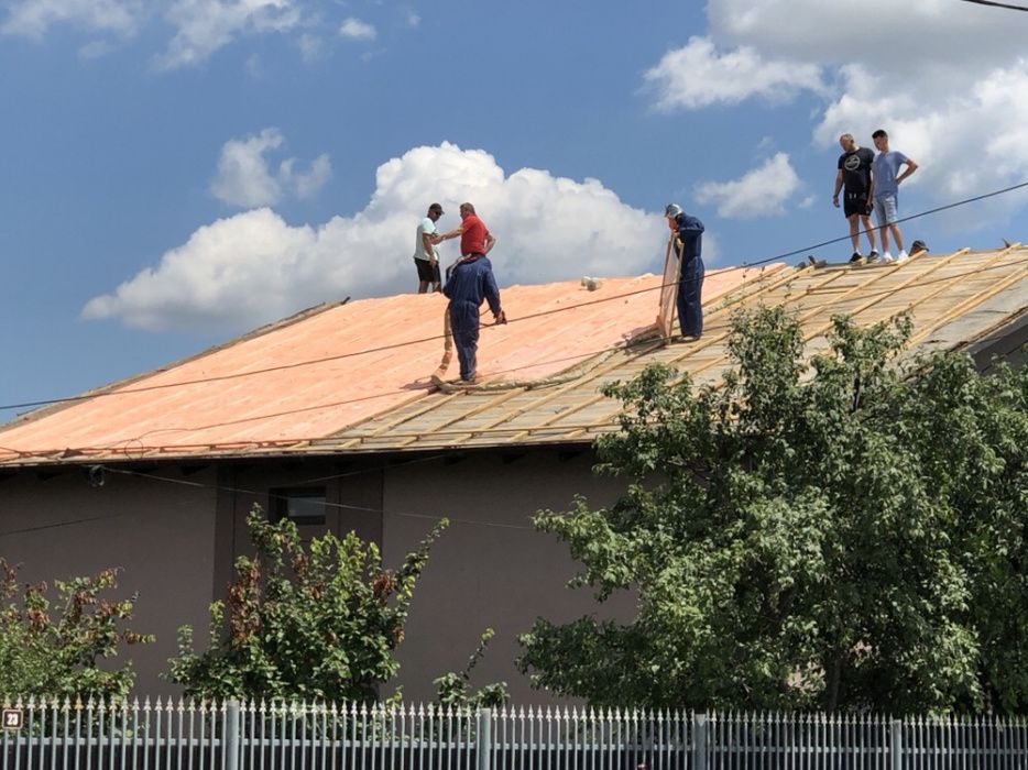 izolatii spuma poliuretanica/Prețuri Fără Concurenta 45 lei 10 cm