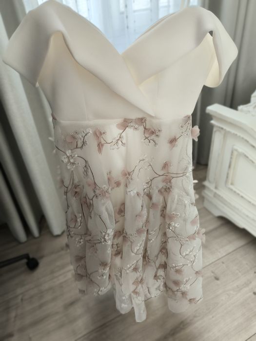 Rochie Asos deosebite mărimea 38