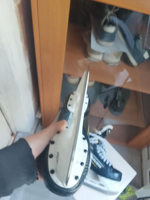 Продам коньки м 30