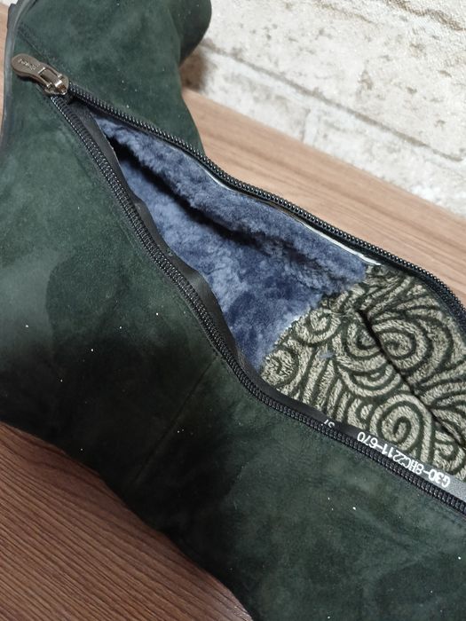 Продам зимние сапоги