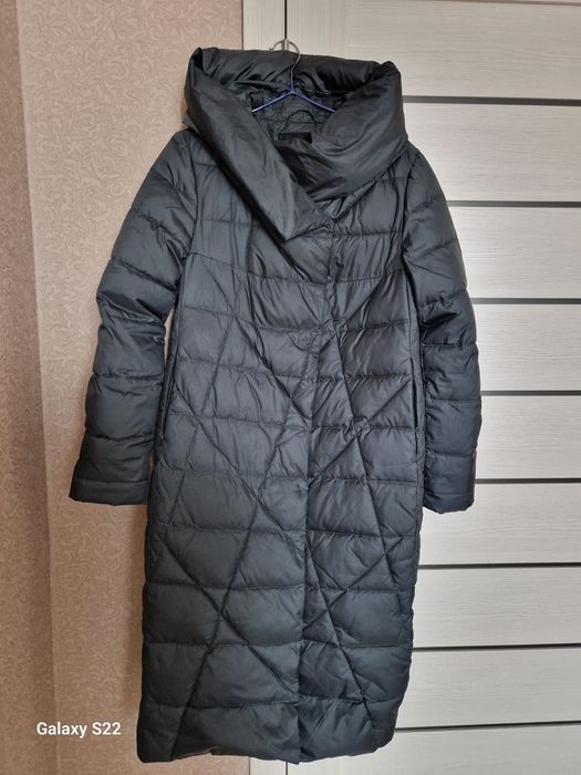 Продам зимний пуховик