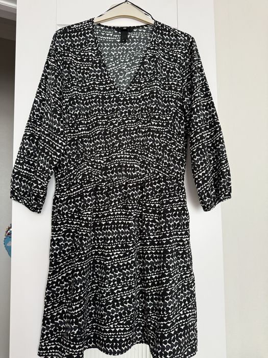 Срочно много платье , листайте р 46-48