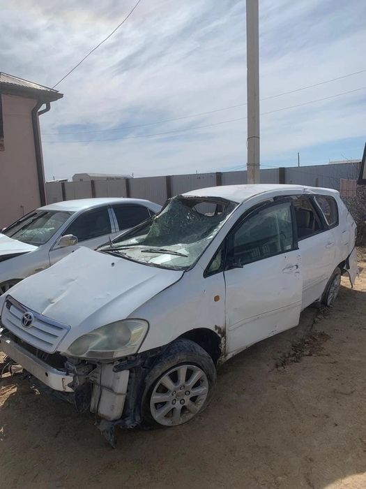 Toyota Ipsum 2004г.в.