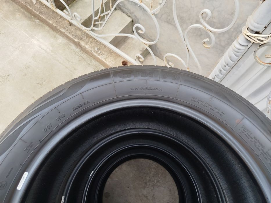 215 55 R17 Shina Giti comfort