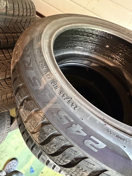 4 anvelope iarnă Pirelli Winter Sotto Zero 3 – 245/45 R18 96V – NOI 0 KM
