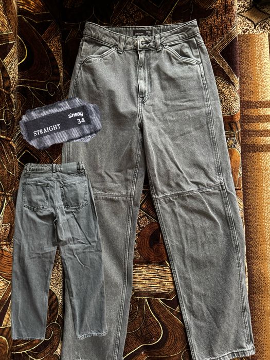 Дънки, размери S - всеки чифт по 8€