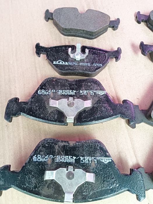 Продам колодки BMW  e34