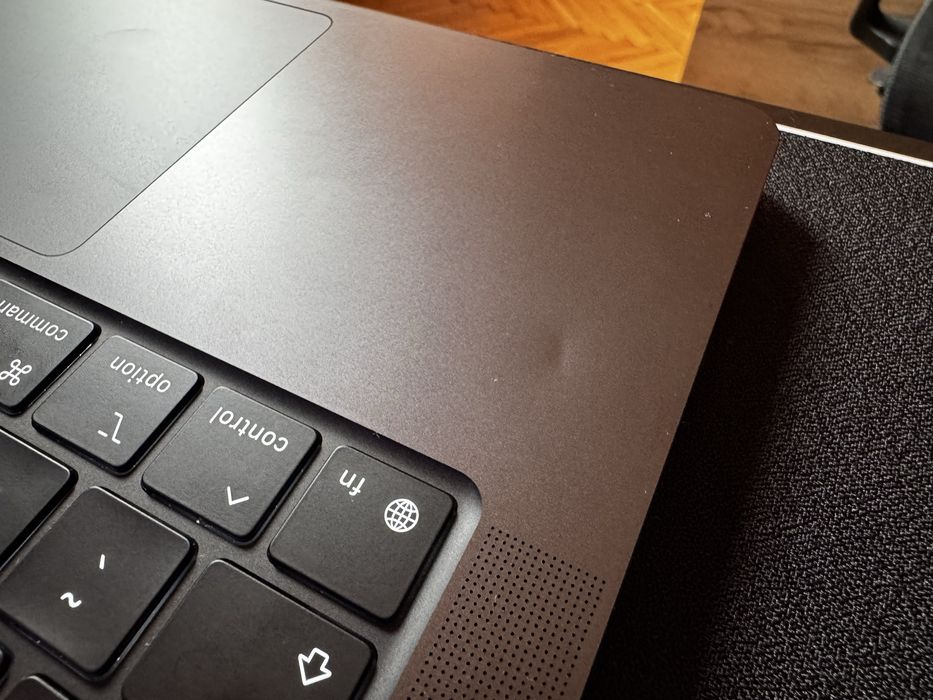 Apple MacBook Pro 14 M5 16GB 512GB + Гаранция