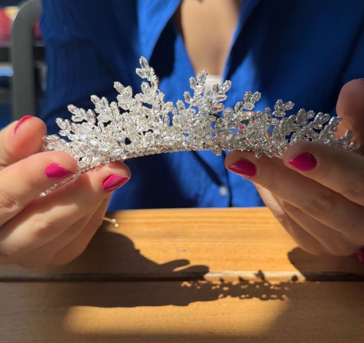 Coronita mireasa impecabila