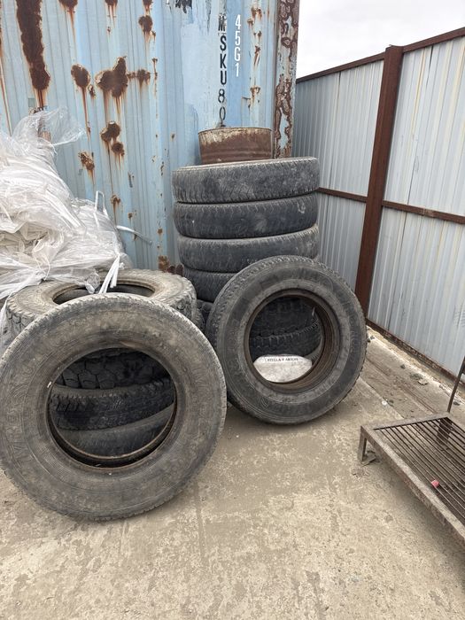 Шины крупногабаритные б/у