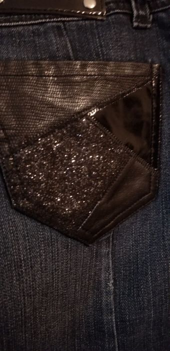 Дънкова пола над коляното