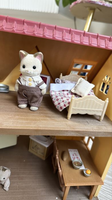 Домик Сильвиани / кукольный