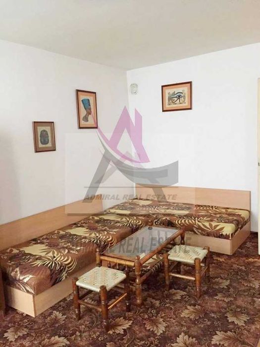 Дава се под наем Двустаен апартамент в Варна, Център - 60 кв.м за 425 € - Снимка #2