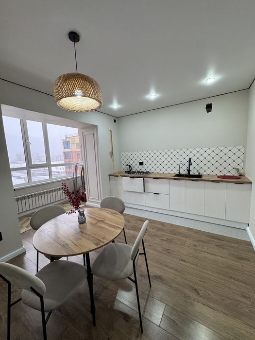 2 комн квартира в 10 мкр