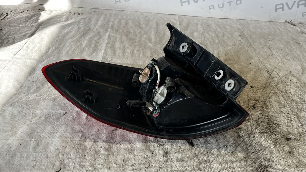 Suzuki Vitara 15- десен стоп