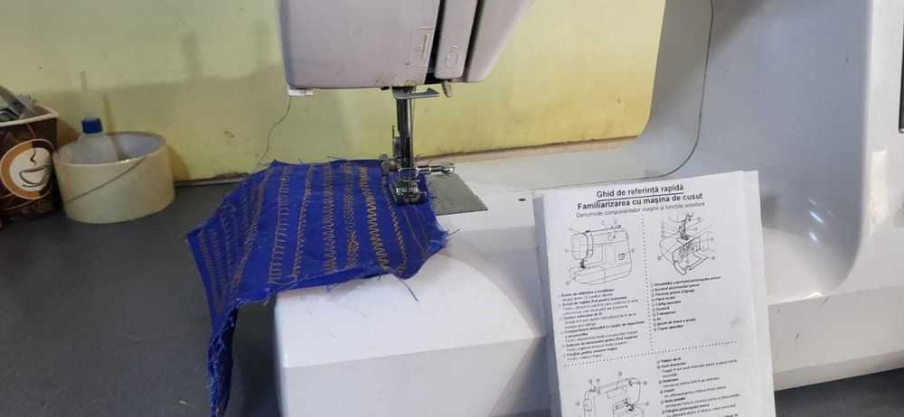 Masina de cusust electrica  cu piese metalice AEG