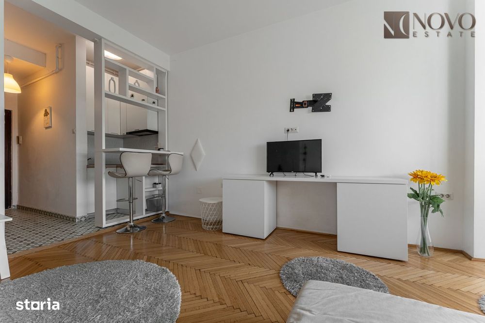 Garsoniera | Piata Romana | Centrala | Balcon | Renovata