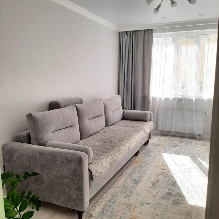 Срочно!Продается полноценная двухкомнатная квартира(гр 7 Жанибек)