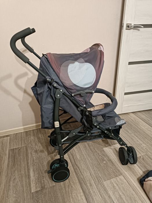 Продам детскую коляску.