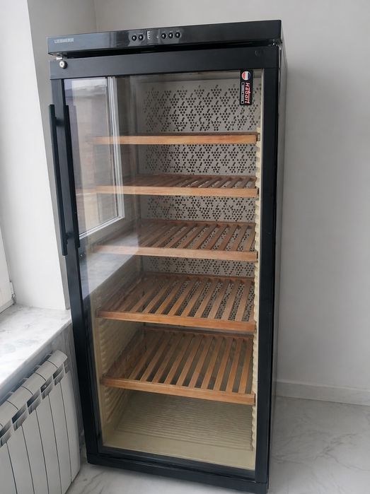 Винный холодильник Liebherr