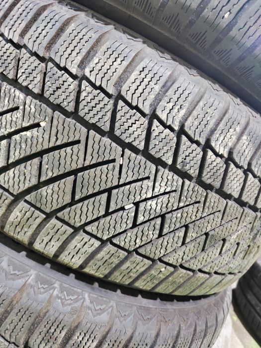 3 бр зимни 225/55/17 Continental