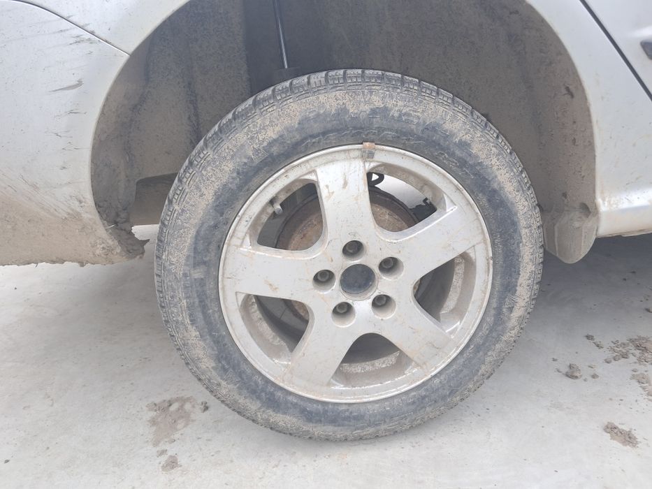 Vand set 4 roti, jante aliaj + cauciucuri iarna