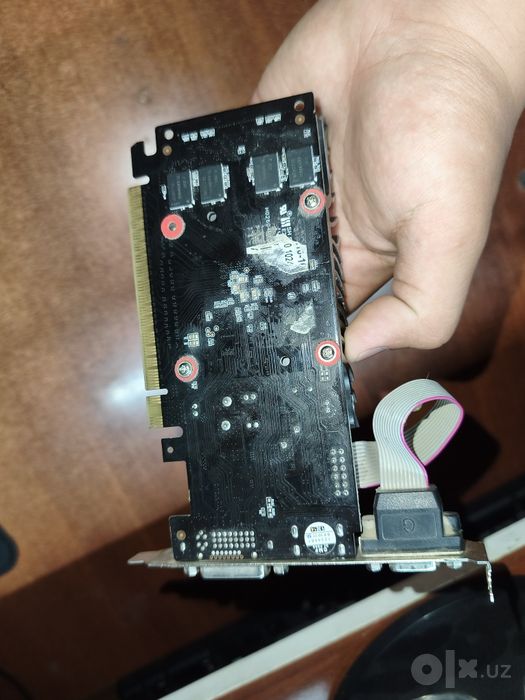nvidia g210 1gb video karta