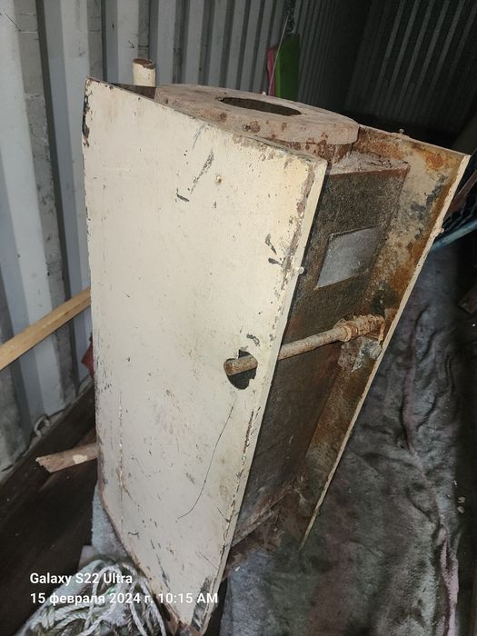 Котёл заводской продаётся