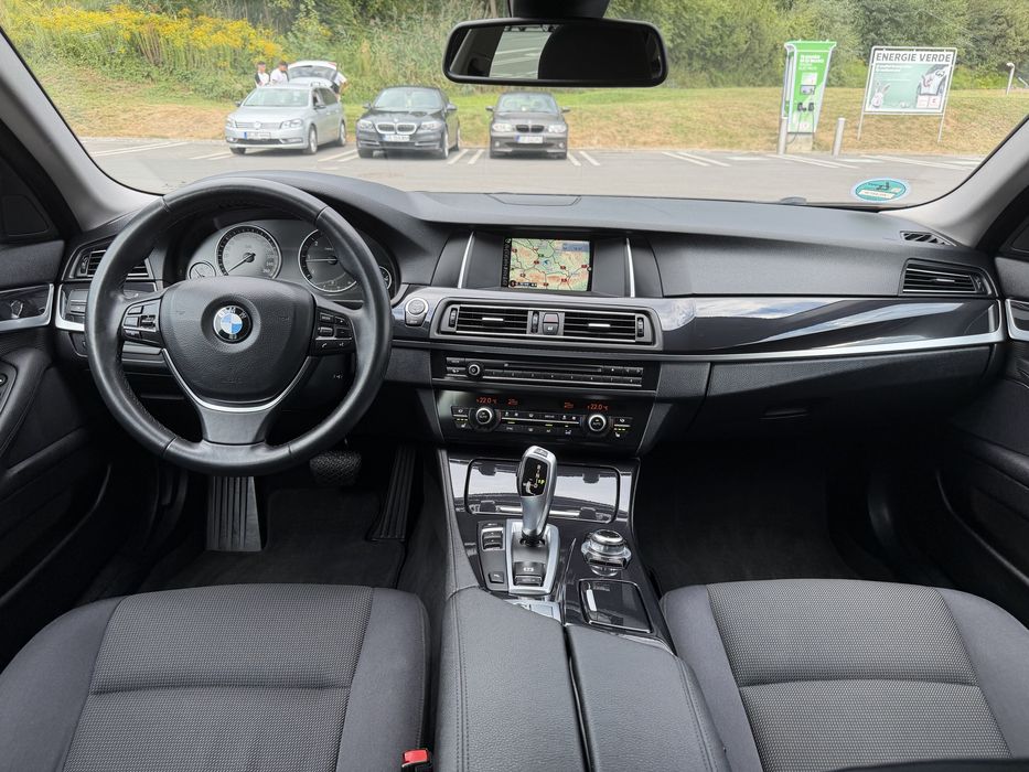BMW F11 520 190 Cp  Euro6 Automat Navi Bi-Xenon Panoramic