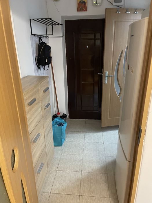 Garsoniera de inchiriat  zona cet constanta