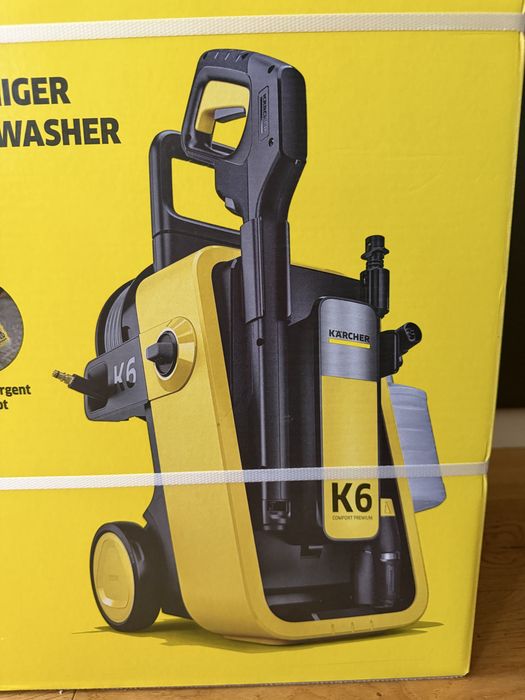 Aparat karcher nou+perie cadou