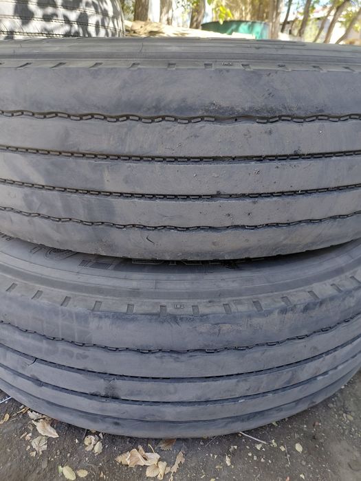 Продам резину 22.5 с дисками , 2 диска , 2 резины