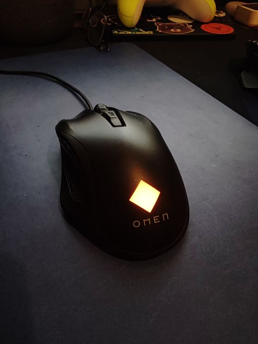 Mouse Omen Vector Essential