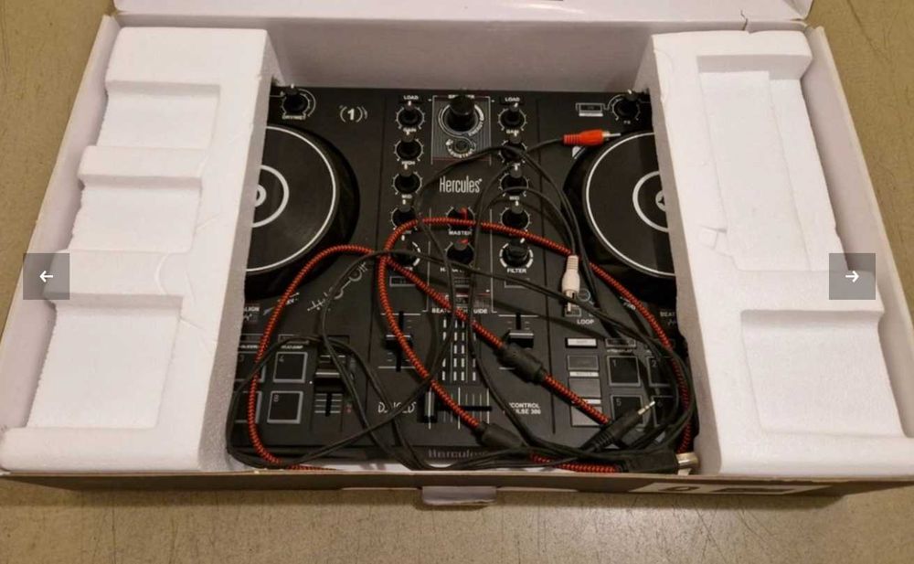DJ Контролер Hercules  Inpulse 300