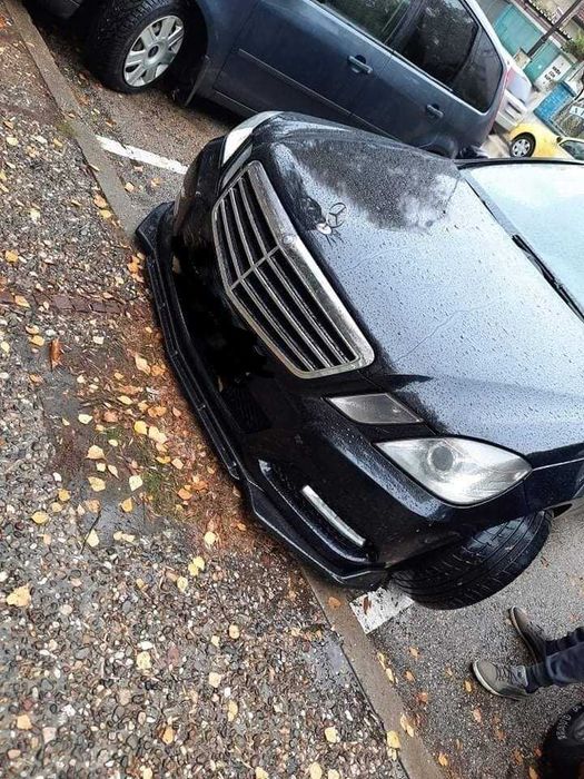 Универсален лип спойлер за предна броня Гланц / Universal Lip Spoiler