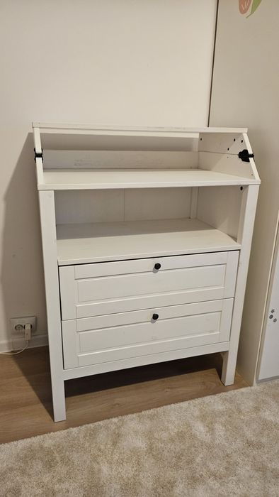 Masa Infasat / comoda  Ikea Sundvik