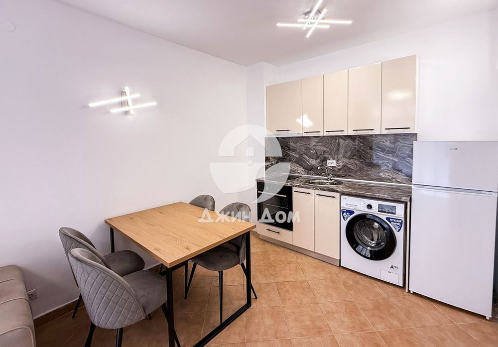 Продава се Двустаен апартамент в к.к. Слънчев бряг - 65 кв.м за 1231 €/кв.м - Снимка #2