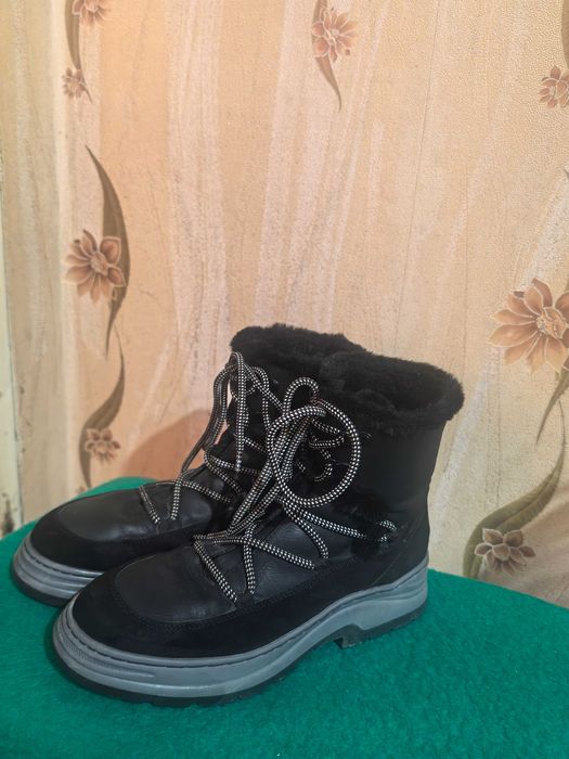 Зимни черни боти