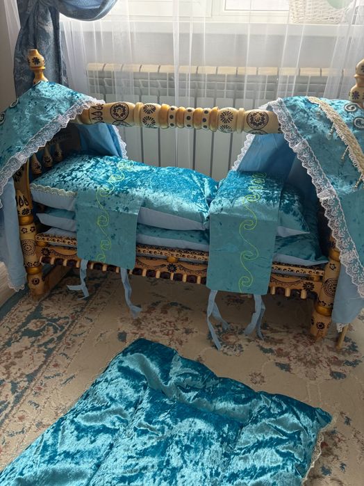 Бесік жаскуымен бірге