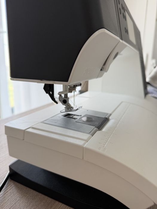 Masina de cusut PFAFF 720