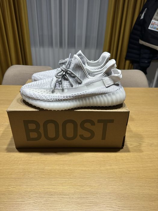 Yeezy Boost 350 V2 Static White