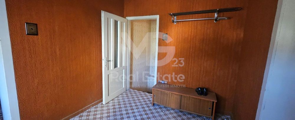 Къща в Пловдив, област-с.Тополово площ 162 цена 94500