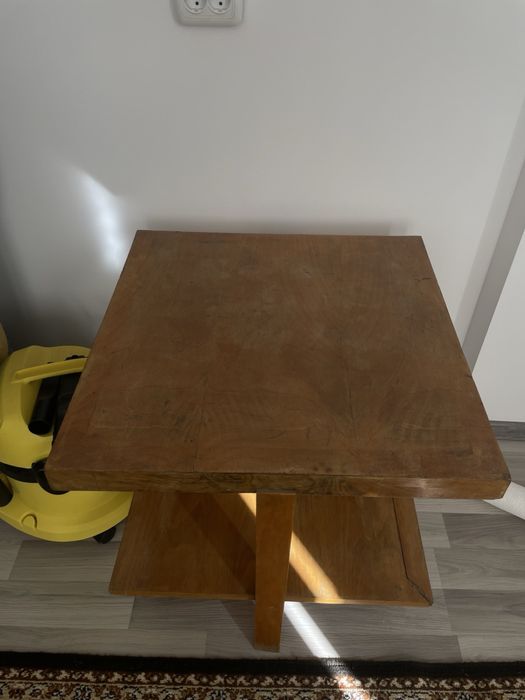 Помощна Ретро масичка квадрат 60/60