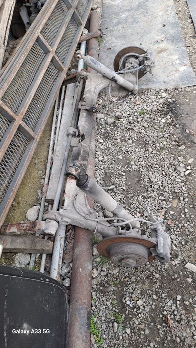 Заден мост за Рено Меган Сценик/Renault Megane Scenic