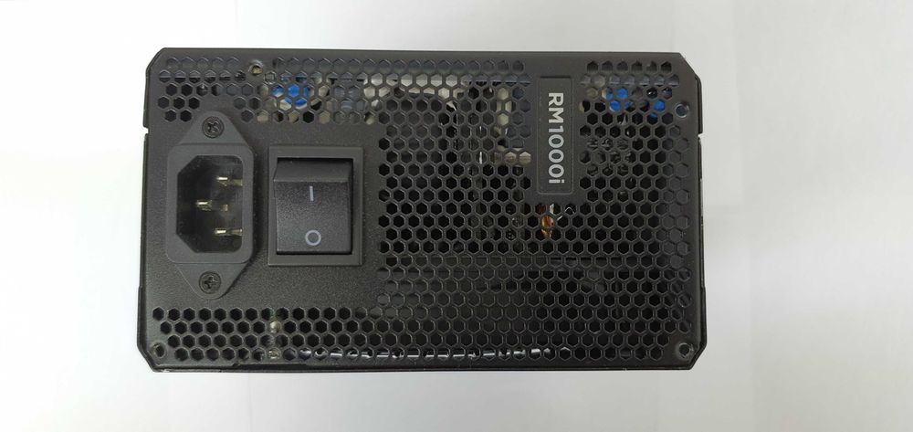 Sursa  Corsair RM1000i