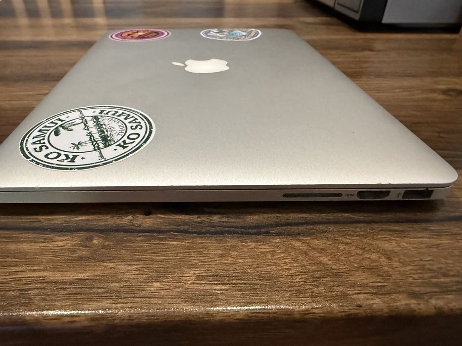 Macbook pro 13” i5 2,7 ram8gb 256ssd